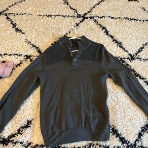 Gray quarter button up sweater